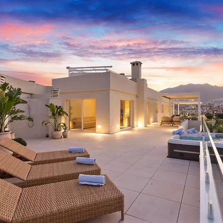 Sunny Penthouse With Amazing Pool By Costarentals - Ref 214 Benalmádena