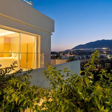 Sunny Penthouse With Amazing Pool By Costarentals - Ref 214 Benalmádena